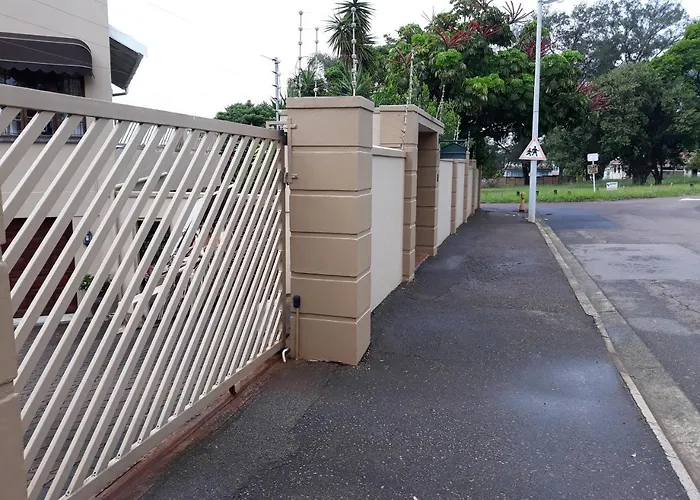 Joan'S Bed And Breakfast Durban