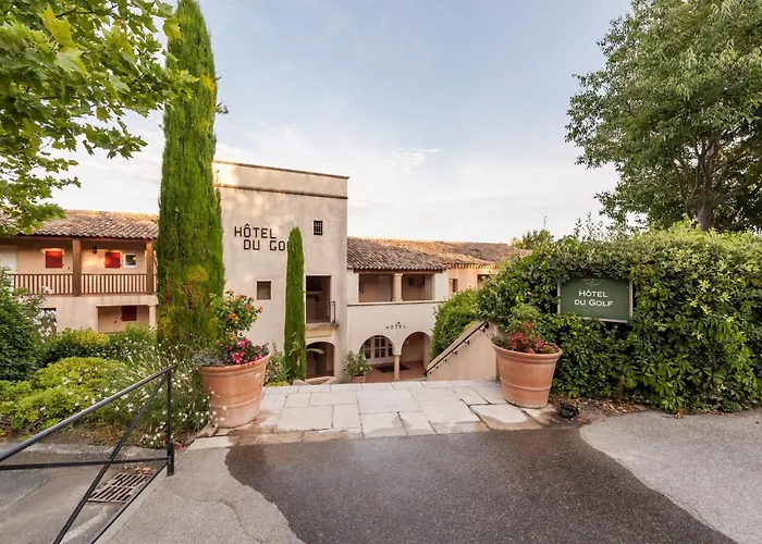 Pierre & Vacances Hotel Du Golf De Pont Royal En Provence Mallemort