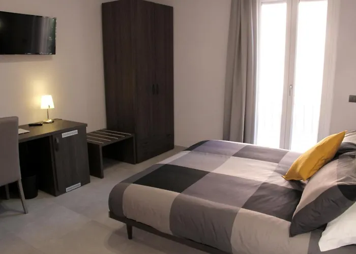 EasyRoom Frosinone - Casello Autostradale