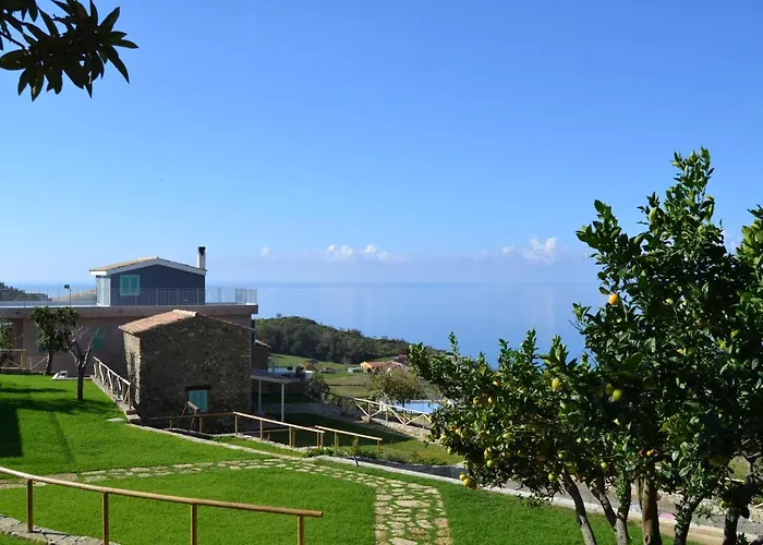Borgo Rosso di Sera Resort