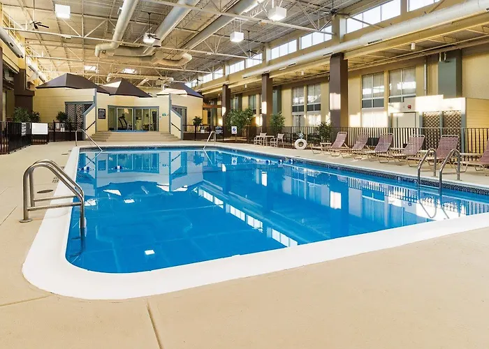 Comfort Inn & Suites Airport Syracuse