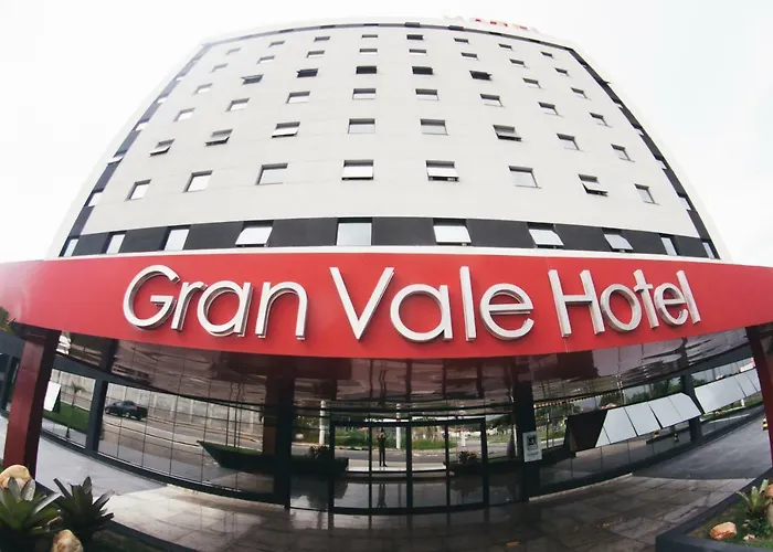 Summit Suites Hotel Cacapava