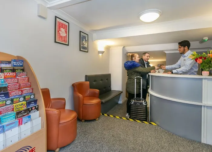Victoria Station Hotel