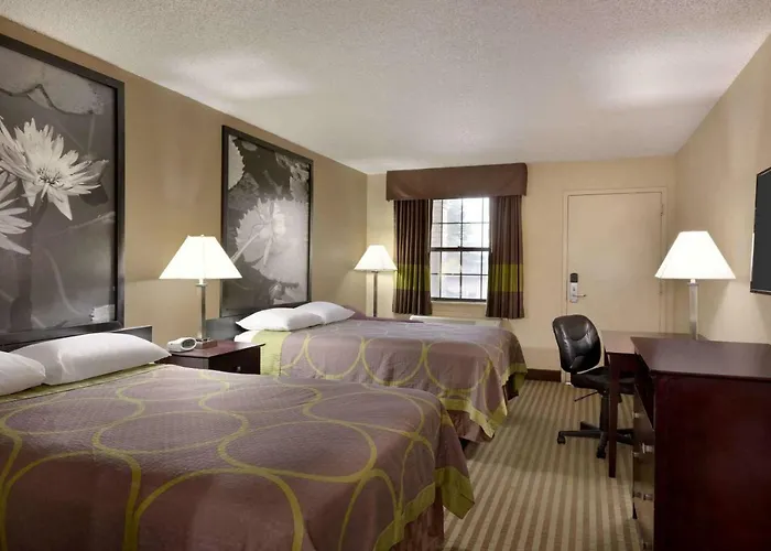 Super 8 By Wyndham Ruston Motel
