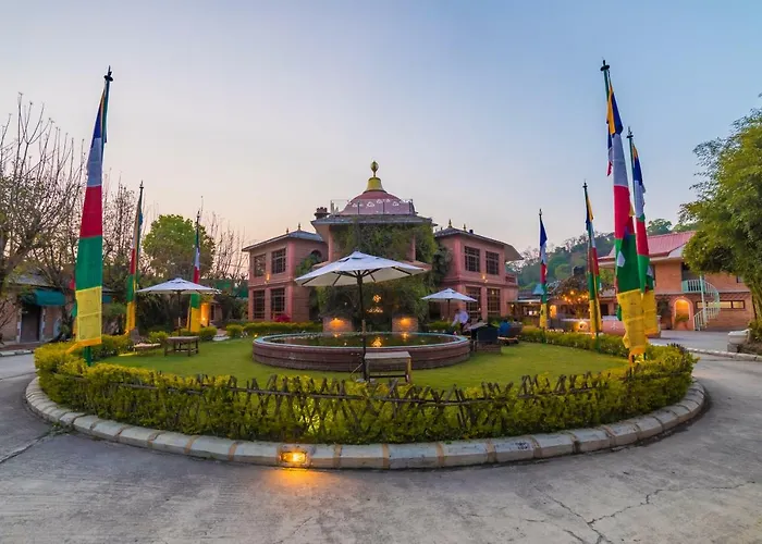 Grand Norling Hotel'S Resort Baudhatinchule