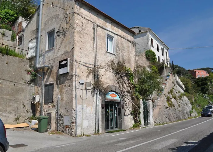 B&B Fish Vietri