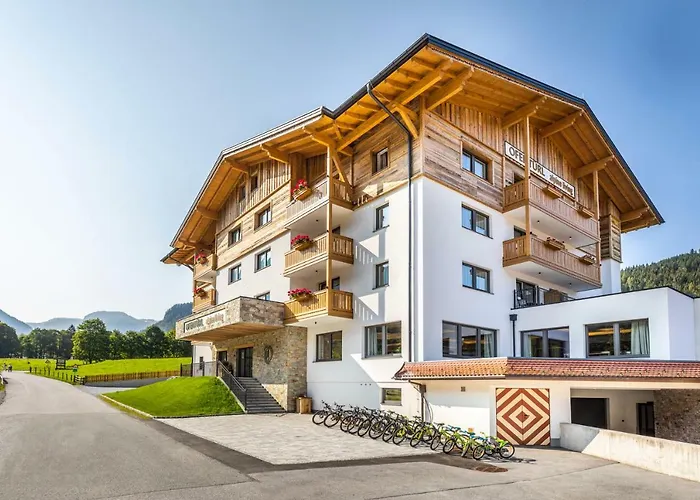 Aparthotel Ofentuerl Alpine Living Flachau