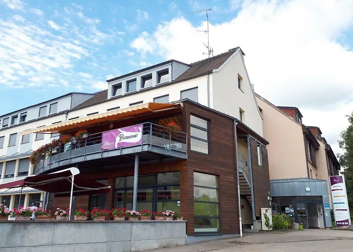 Hostel - Le Mittel
