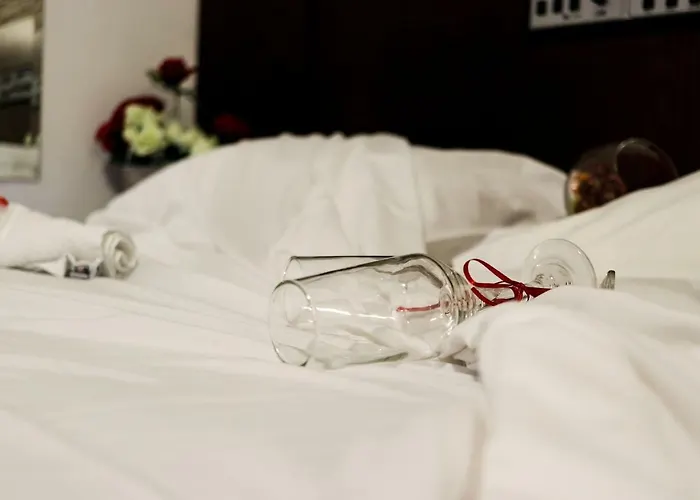 Motel Shampoo (Adults Only)