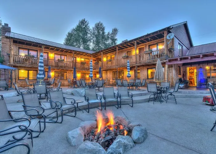 Grand View Mountain Lodge