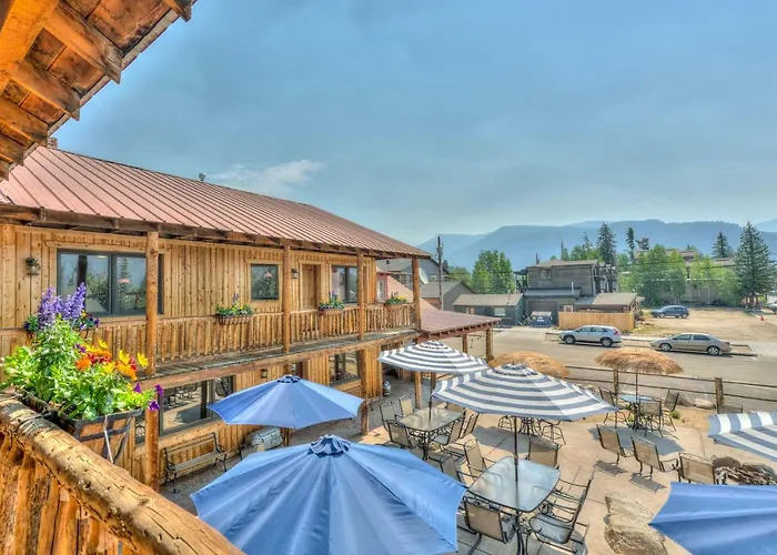 Grand View Mountain Lodge