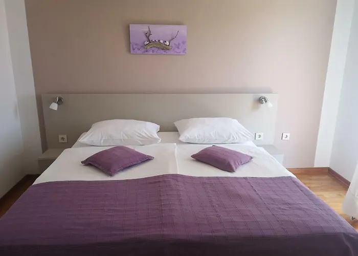 Rooms Vukusic Rab Town