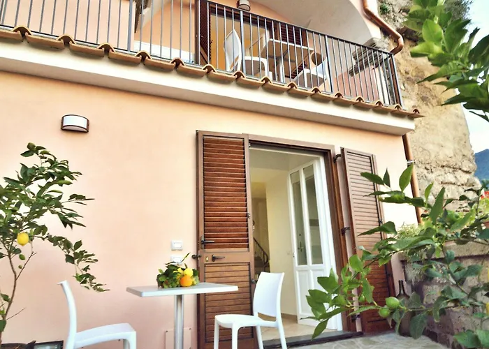 Lemon Flats Sorrento Bed and Breakfast