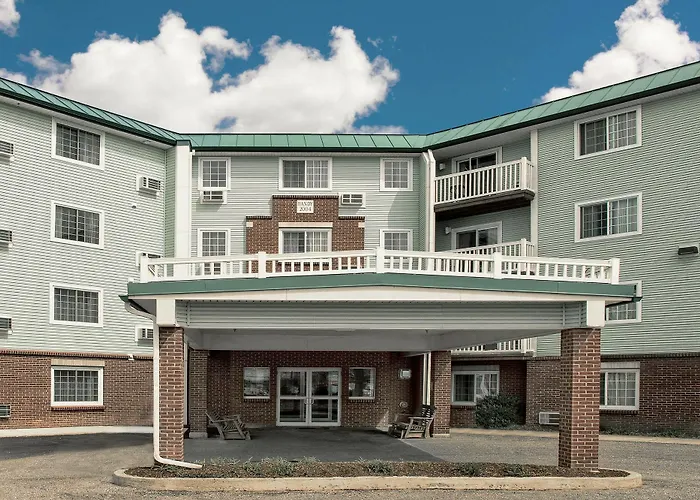 Baymont By Wyndham Essex Burlington Area