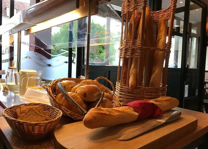 Hotel du Centre - Restaurant le P'tit Gourmet
