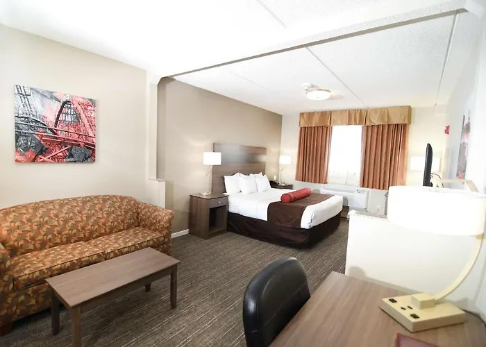 Best Western Plus Sandusky Hotel & Suites