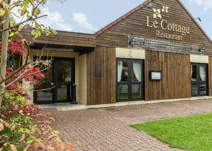 Hotel The Originals Bruay La Buissiere Le Cottage Béthune