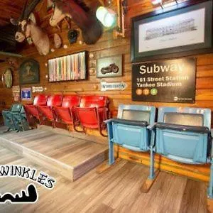 Bullwinkles Rustic Lodge Poplar Bluff