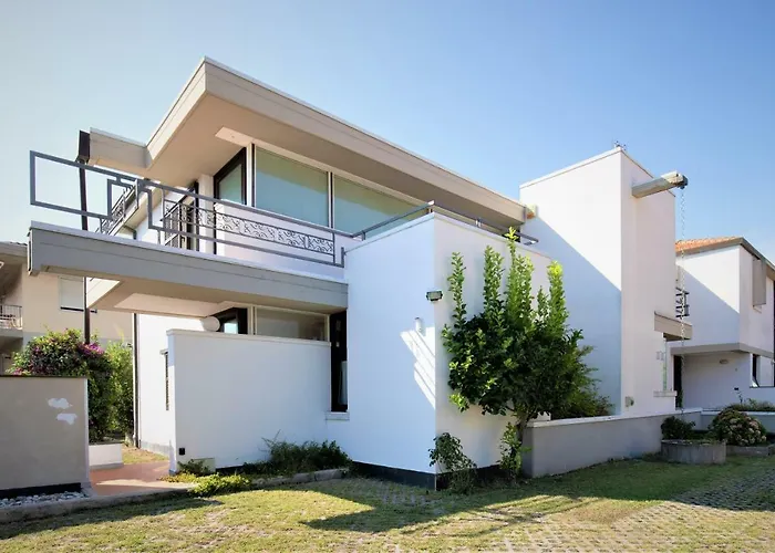 B&B Villa Apuana Marina Di Carrara