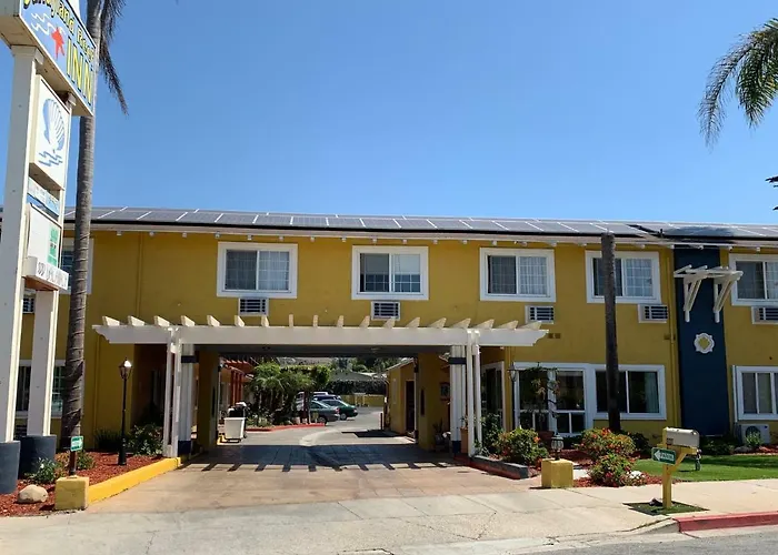 Sandyland Reef Inn Carpinteria