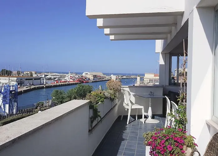 Hotel Domus Lina Fiumicino