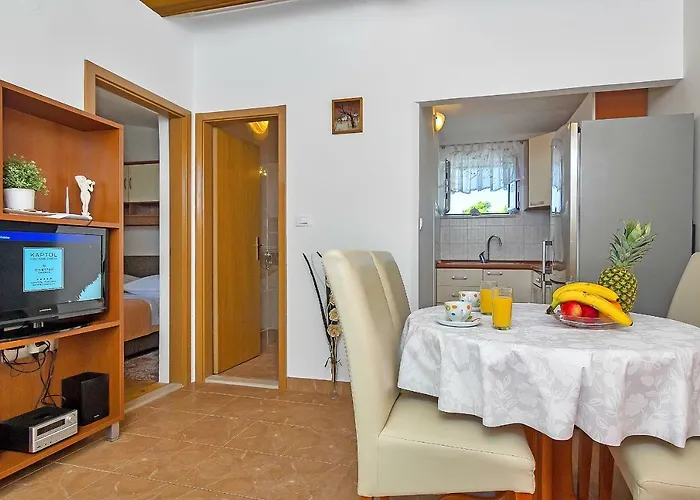 Apartment Neven Makarska