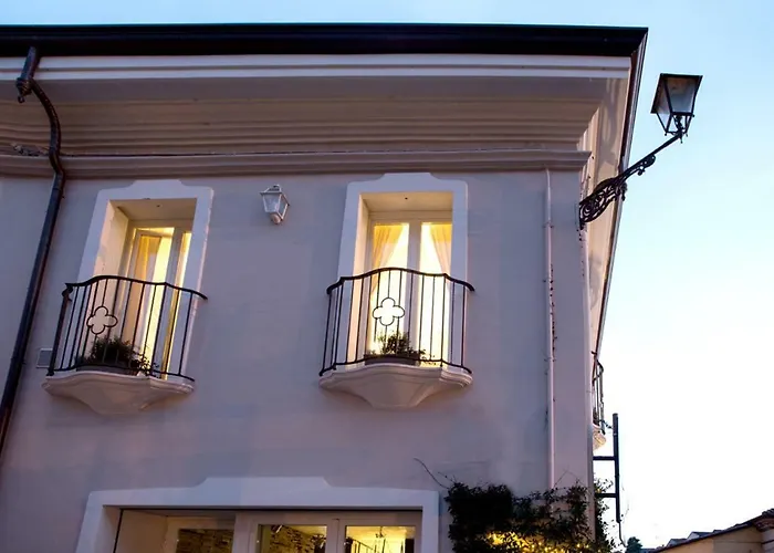 Sasaràl Suites