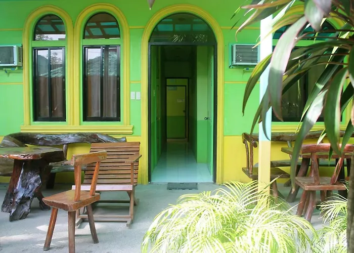 Austria'S Guest House El Nido
