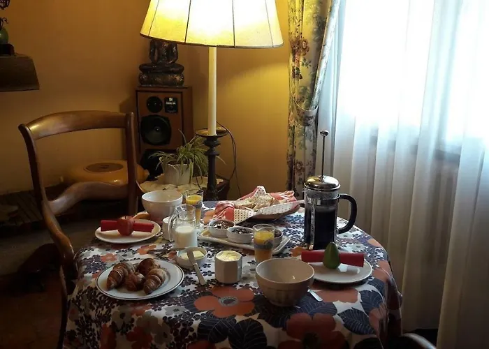 Hotel La Vigne Vierge à Châteauneuf-sur-Loire