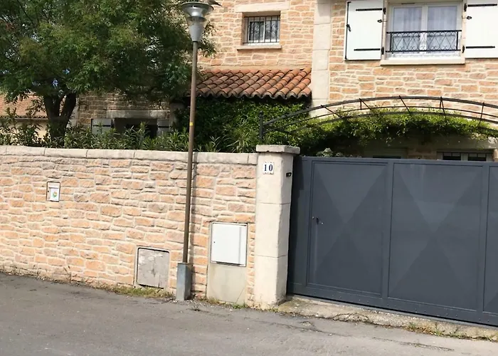 La Villa Léa Uzès