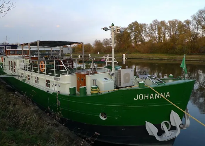 B&B Barge Johanna