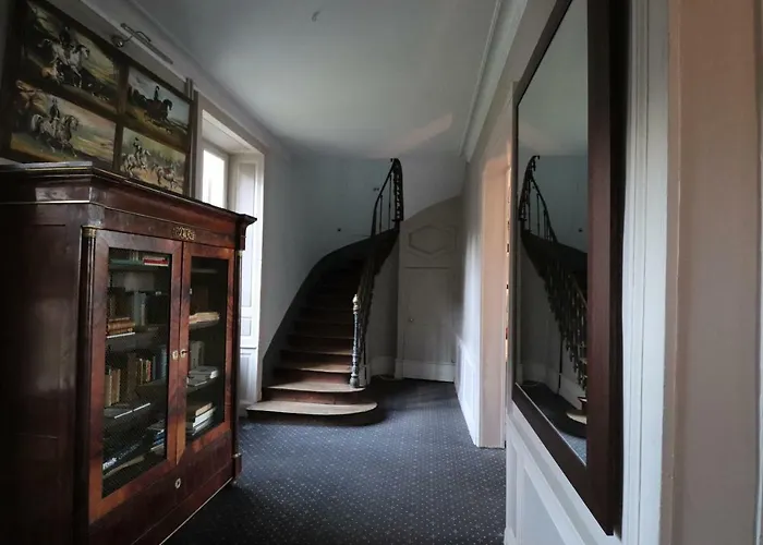 Le Doyenne - Entree Autonome - Hypercentre Bed and Breakfast Le Mans