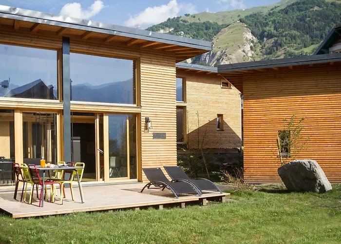 Les Lodges, by Refuges en ville Bourg-Saint-Maurice