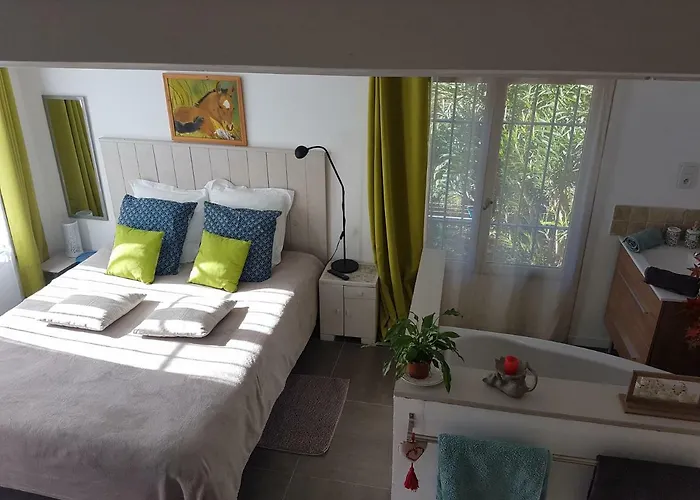 Chambre D'Hote - Mas Le Barret Arlés