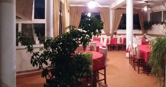 Hotel Gite Cantinho Davo Campea