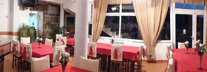 Hotel Gite Cantinho Davo Campea