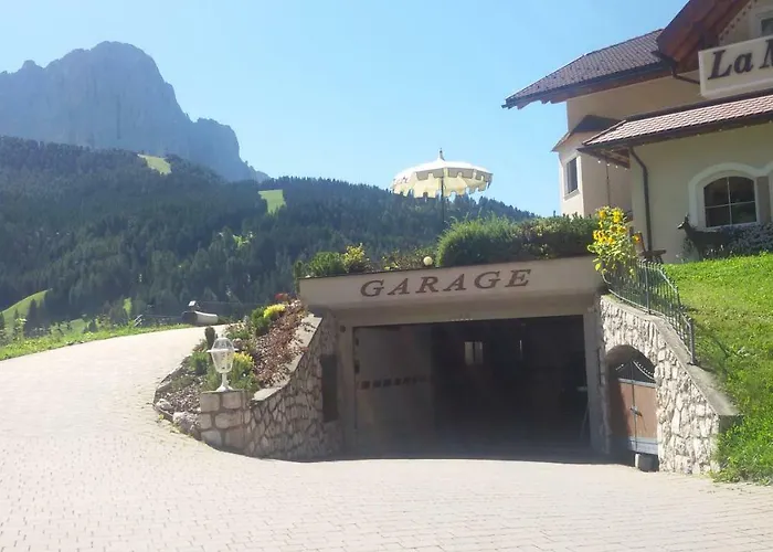 Garni La Majon Hotel Sëlva