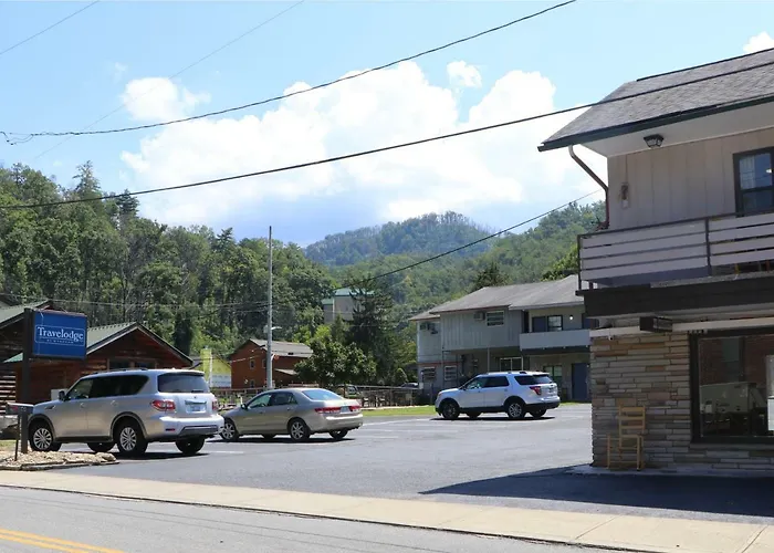 Bishop Inn Downtown Gatlinburg