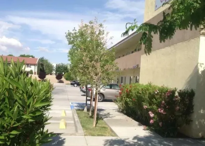 America Inn & Suites Ridgecrest