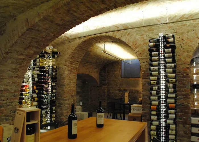 Bed and Breakfast Vinoteca La Sacrestia Alba 