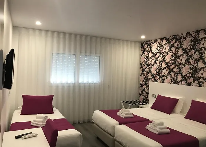 Pinoyhouse Fatima Hotel
