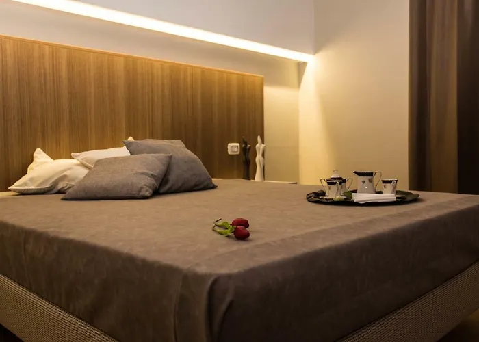 Le Affacciate Bruzie Home Guest House