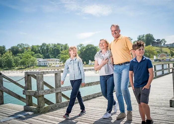 Rügener Ferienhäuser am Hochufer Goehren 