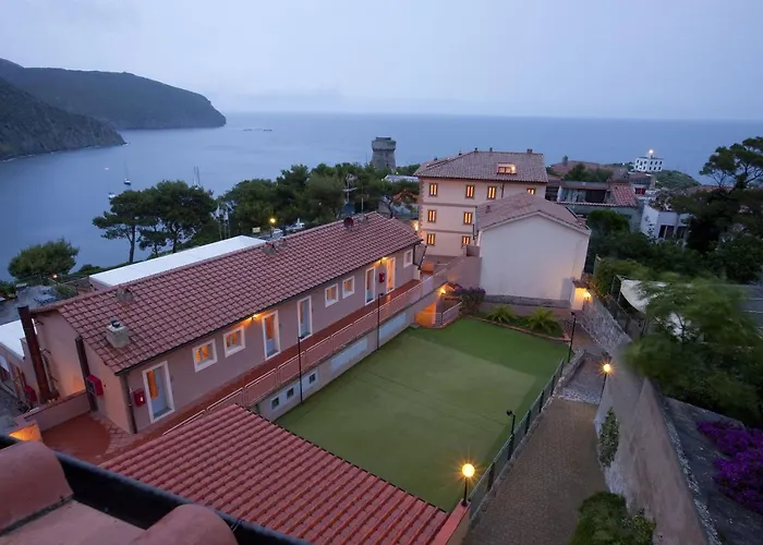 Resort La Mandola Capraia