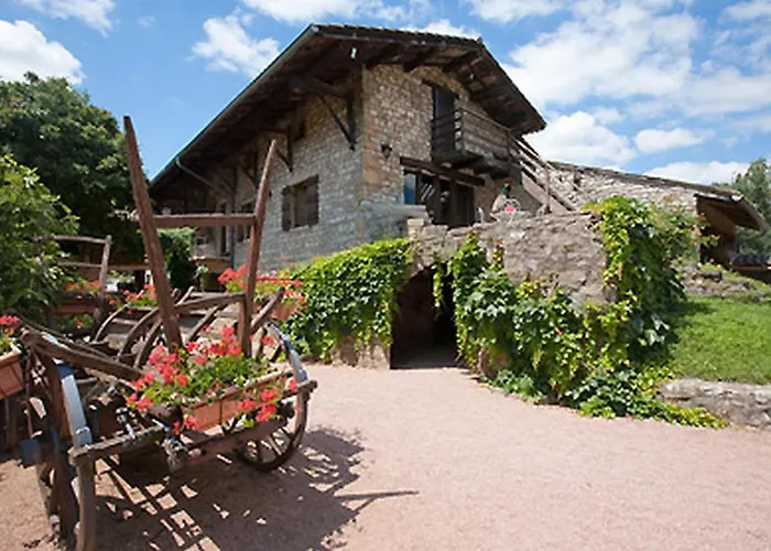 Logis Hôtel Restaurant La Vieille Ferme, Mâcon Nord Sancé