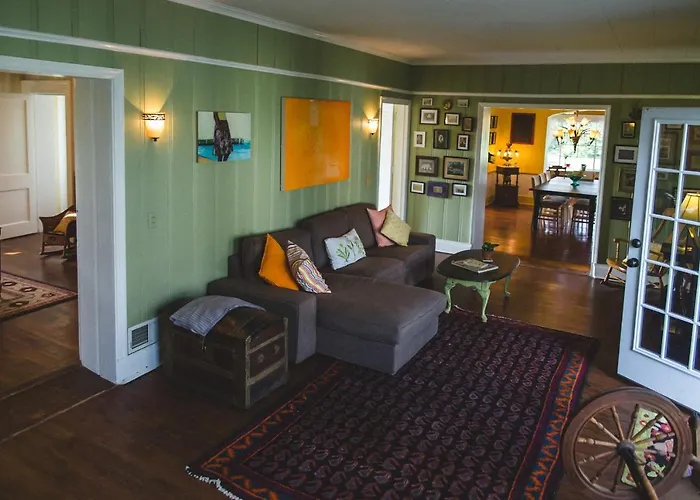 Orchard House Bed And Breakfast