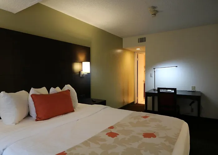 Fairbridge Inn & Suites - Akron Copley Township - West