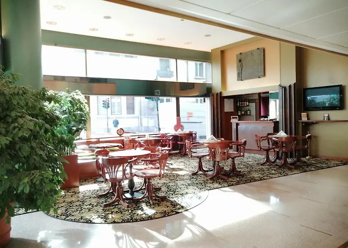 City Hotel