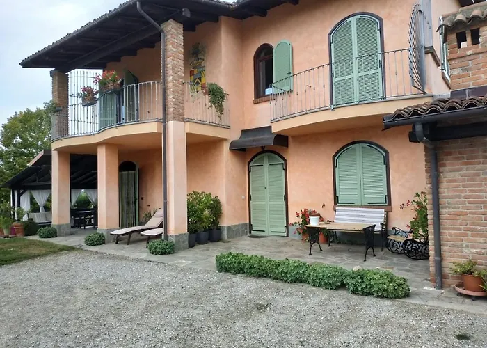 Suite Villa Aurelj Barolo