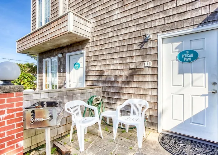 Beaches Inn | Pelicans View Cottage Cannon Beach